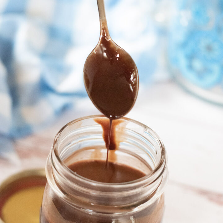 Homemade Chocolate Syrup 
