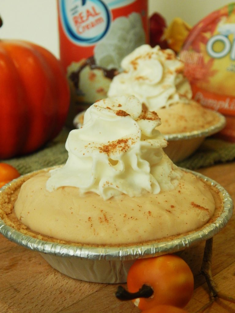 mini pumpkin pie cheesecakes