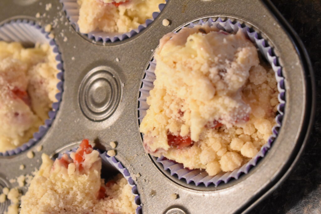 raspberry streusel muffins 