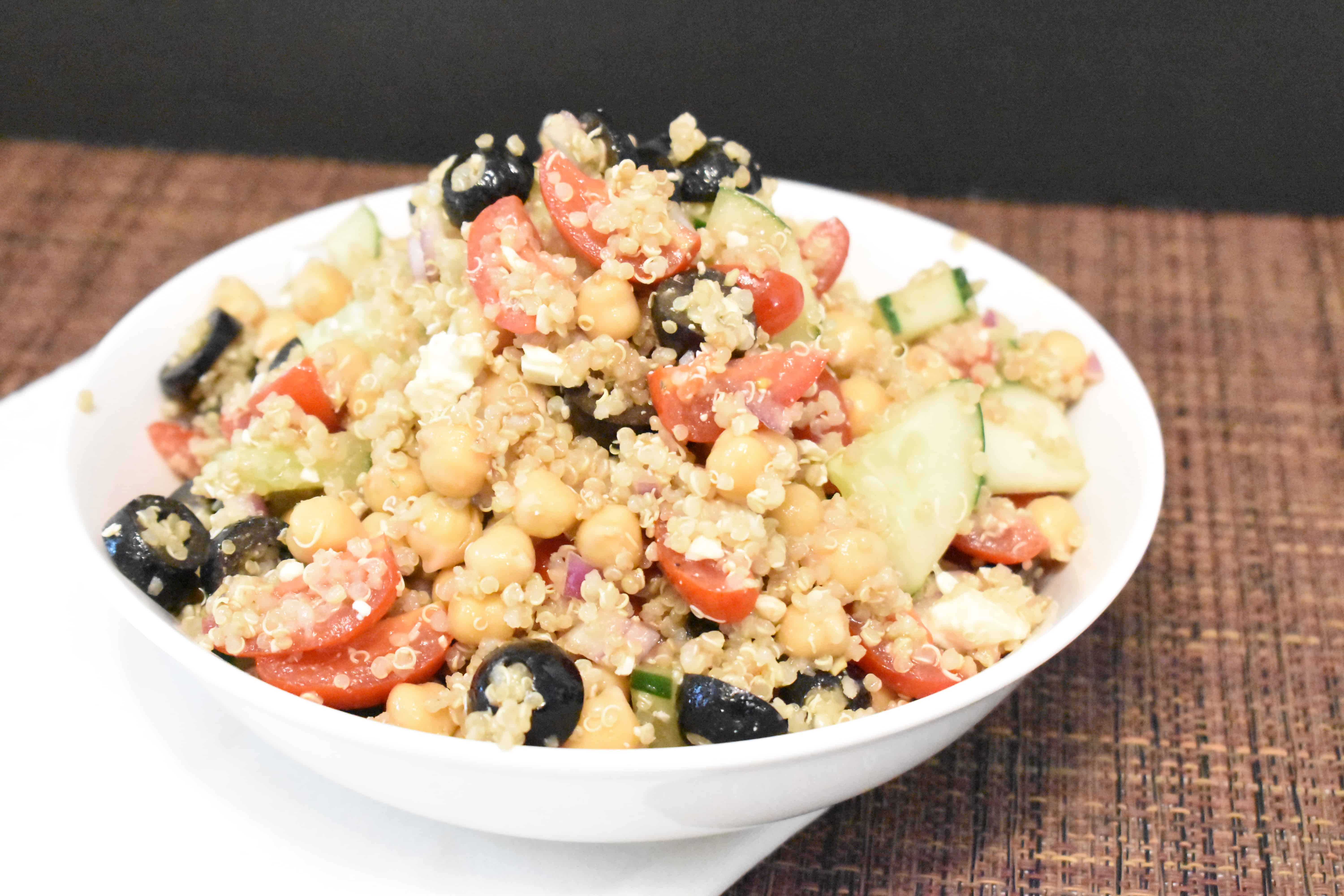 Easy & Delicious Mediterranean Quinoa Salad - Far From Normal