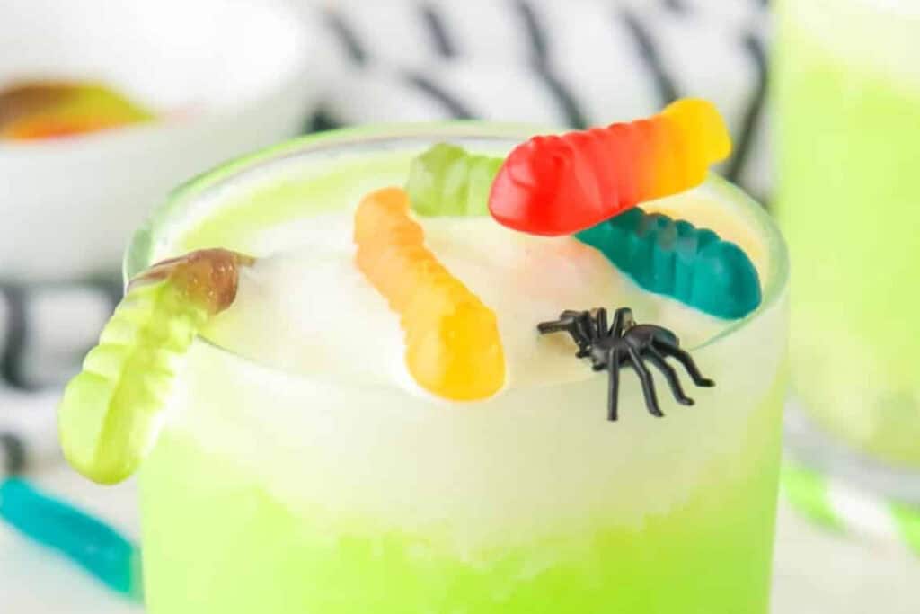 Spooky Sips: Halloween Drinks to Haunt Your Party
